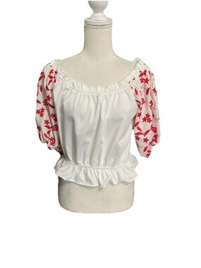 Calista White Peasant Blouse with Red Floral Puff Sleeves sz M